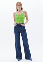 Women Green V-Neck Seamless Crop Singlet
