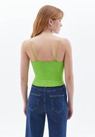 Women Green V-Neck Seamless Crop Singlet