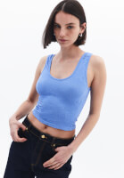 Desenli Crop Top ve Boyfriend Pantolon Kombini