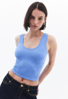 Desenli Crop Top ve Boyfriend Pantolon Kombini