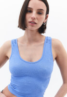 Desenli Crop Top ve Boyfriend Pantolon Kombini