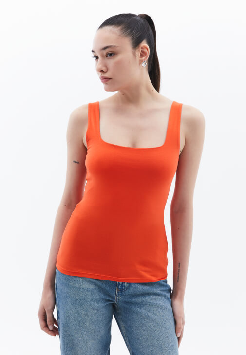 Pamuklu Kare Yaka Atlet ve Wide-Leg Pantolon Kombini