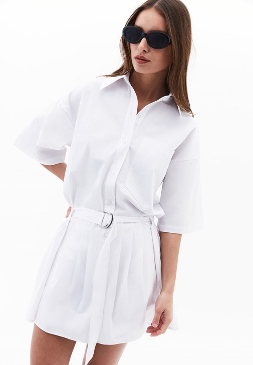 Oversize Elbise ve Ayakkabı Kombini