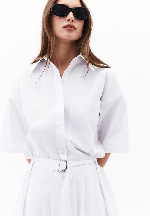 Oversize Elbise ve Ayakkabı Kombini