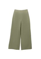 Yüksek Bel Wide-Leg Pantolon ve Atlet Kombini