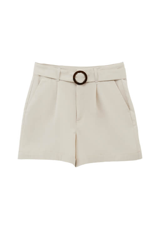 Kemerli Şort ve Sıfır Yaka Atlet Kombini