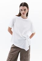Oversize Büzgülü Tişört ve Kargo Pantolon Kombini