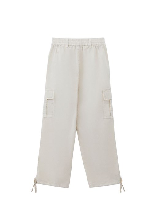 Kargo Cepli Pantolon ve Dantel Bluz Kombini