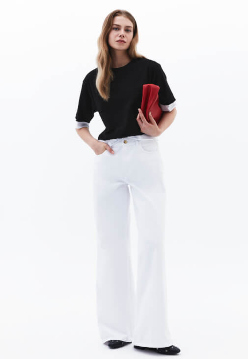 Crop Sıfır Yaka Tişört ve Pantolon Kombini