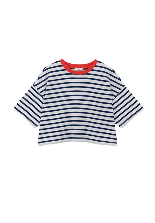 Çizgili Crop Tişört ve Boyfriend Pantolon Kombini