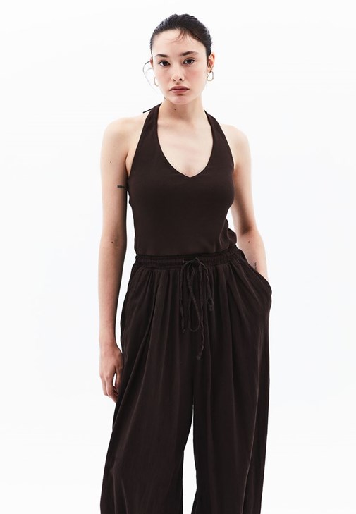 Tulum ve Fileli Topuklu Ayakkabı Kombini