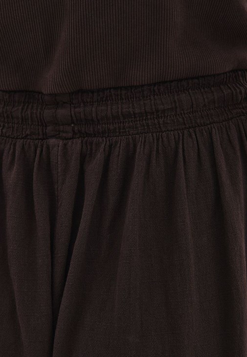 Tulum ve Fileli Topuklu Ayakkabı Kombini