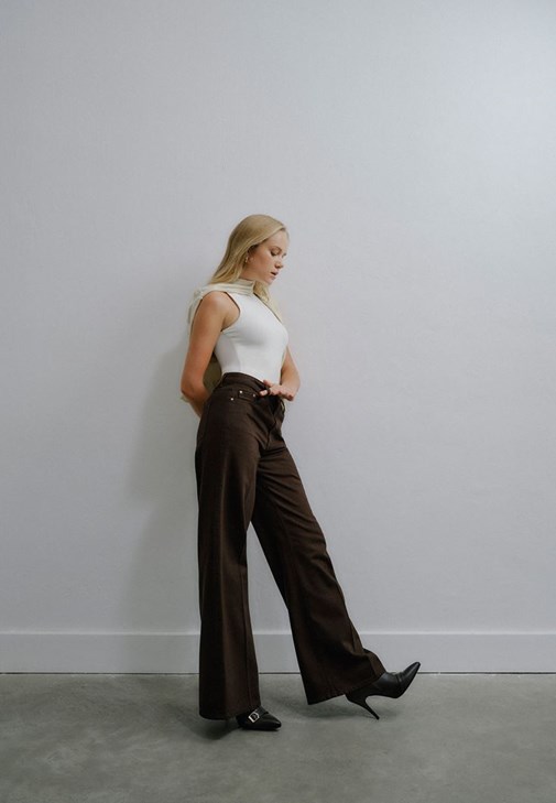  Yüksek Bel Wide-Leg Pantolon