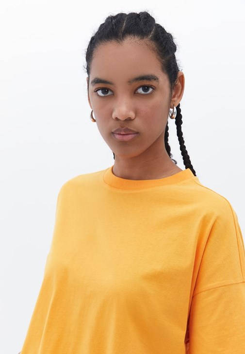 Basic Tişört ve Pantolon Kombini