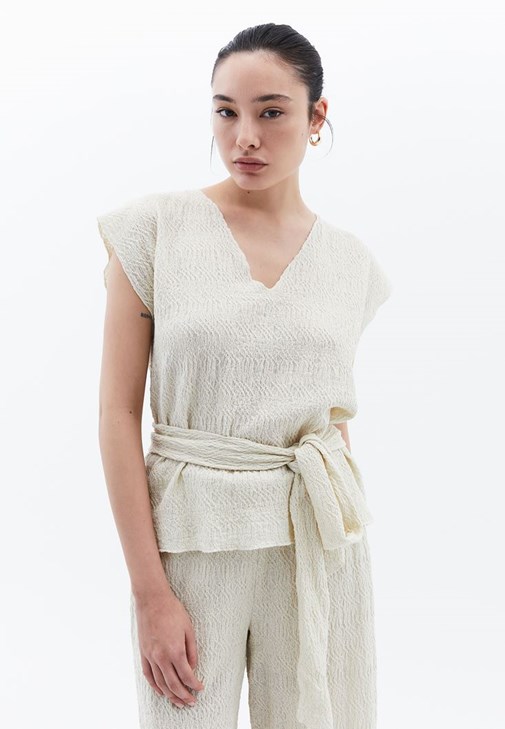 Bağcık Detaylı Bluz ve Culotte Pantolon Kombini