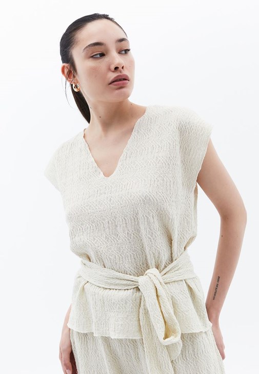 Bağcık Detaylı Bluz ve Culotte Pantolon Kombini