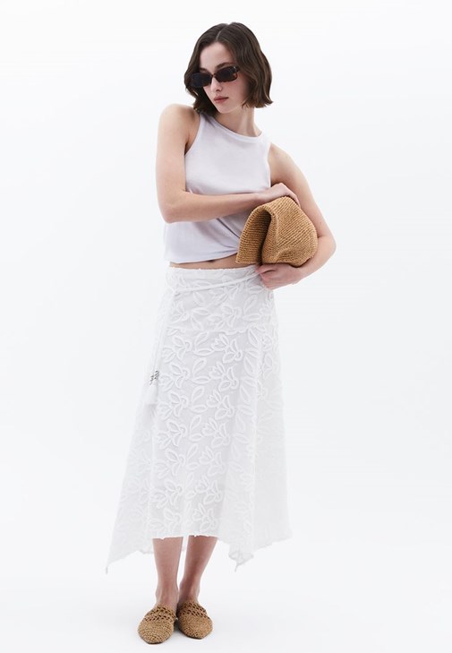 Asimetrik Kesim Etek ve Modal Bluz Kombini