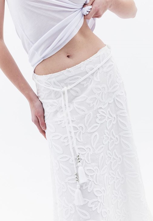 Asimetrik Kesim Etek ve Modal Bluz Kombini