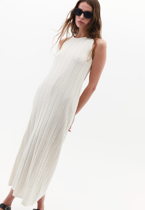 Ajurlu Elbise ve Fileli Babet Kombini