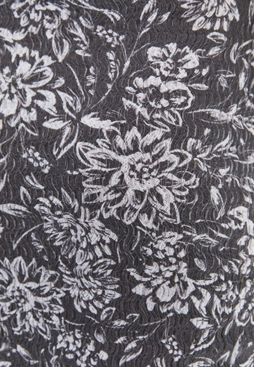 Midi Etek ve Gipeli Atlet Kombini