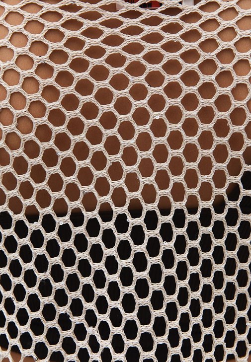 Bot Yaka Bluz ve Barrel-Fit Pantolon Kombini