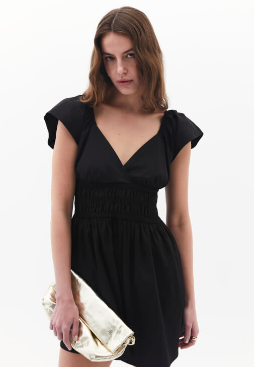 Gipeli Elbise ve Topuklu Terlik Kombini