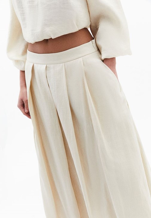 Pileli Balon Etek ve Balon Kollu Bluz Kombini