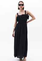 Bayan Siyah Fırfır Detaylı Uzun Elbise