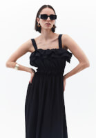 Bayan Siyah Fırfır Detaylı Uzun Elbise