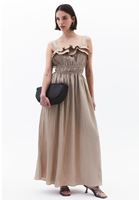Bayan Bej Fırfır Detaylı Uzun Elbise