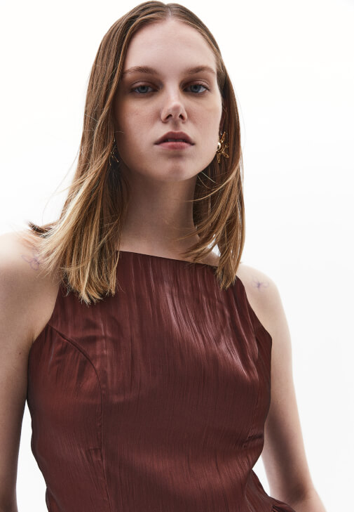 Volanlı Atlet ve Pantolon Kombini