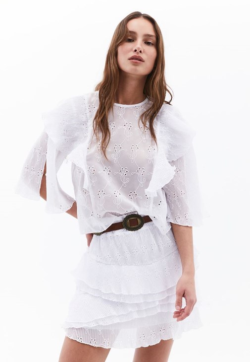 Brodeli Crop Bluz ve Brodeli Etek Kombini