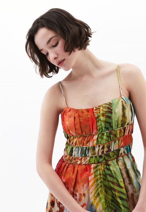 Askılı Uzun Elbise ve Ayakkabı Kombini