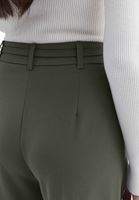 Bayan Yeşil Kemer Detaylı Straight-Fit Pantolon