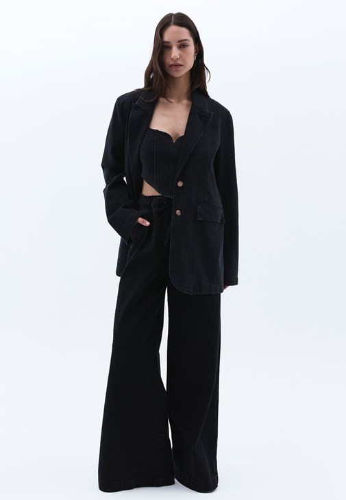 Blazer Ceket ve Barrel-Fit Pantolon Kombini