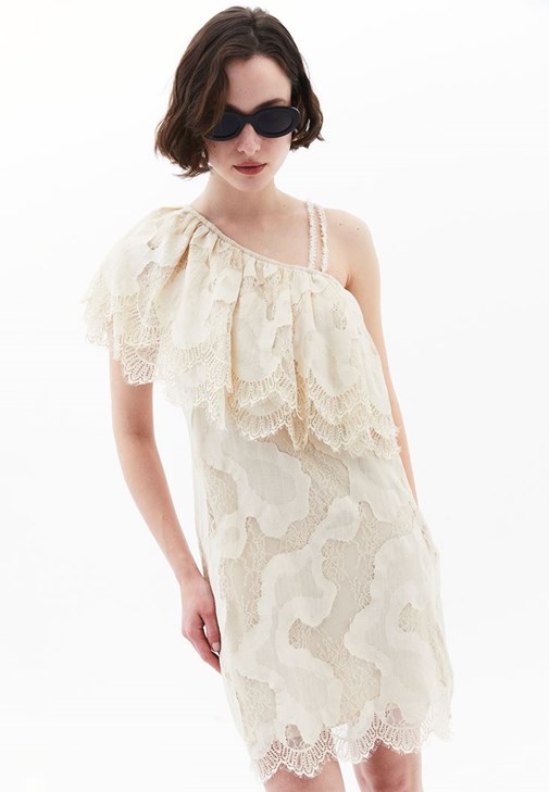 Volanlı Elbise ve Terlik Kombini