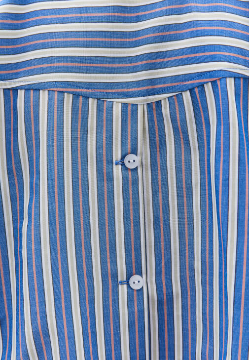 Cepli Crop Gömlek ve Kargo Pantolon Kombini