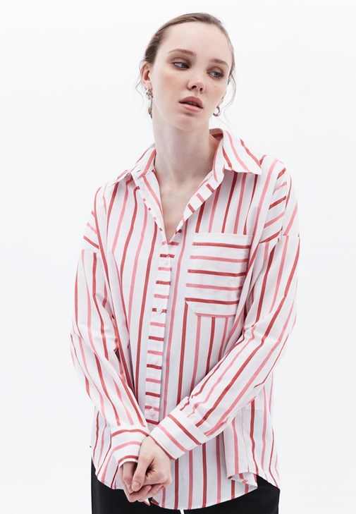 Oversize Poplin Gömlek ve Carrot-Fit Pantolon Kombini