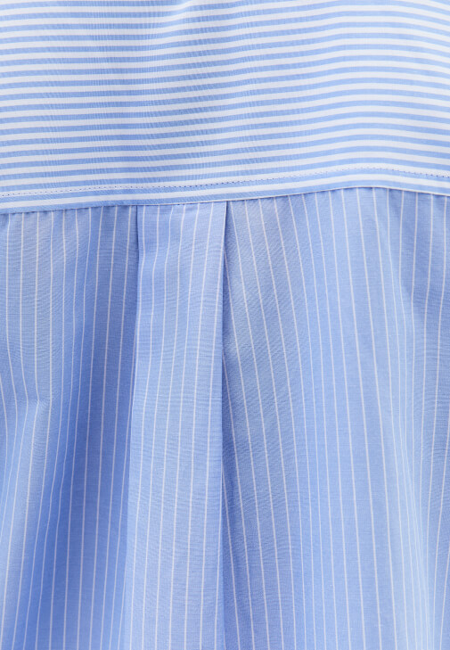 Oversize Gömlek ve Şortlu Etek Kombini