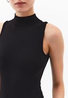 Bayan Siyah Dik Yaka Bodysuit