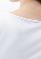 Büzgülü Tişört ve Barrel-Fit Pantolon Kombini