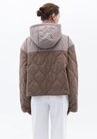 Kapitone Detaylı Crop Mont ve Pantolon Kombini