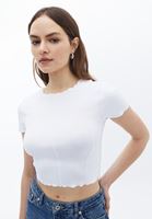 Bayan Beyaz Sıfır Yaka Crop Tişört