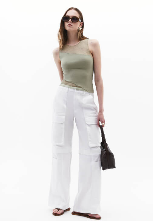 Dantel Detaylı Atlet ve Kargo Pantolon Kombini