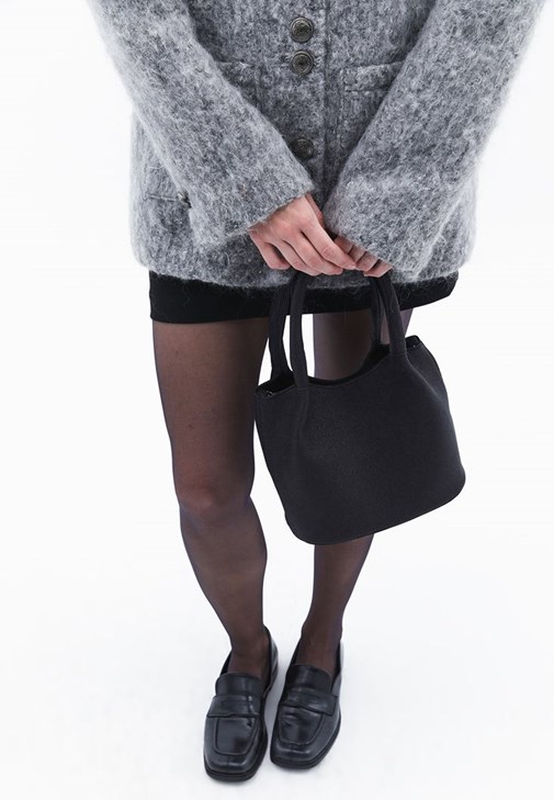 Büzgülü Elbise ve Topuklu Ayakkabı Kombini