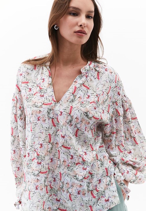 Keten Karışımlı Bluz ve Keten Balon Pantolon Kombini