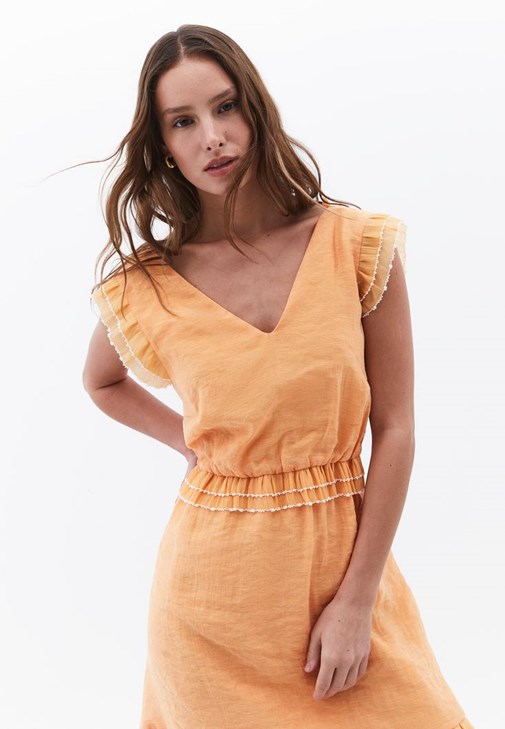 Keten Fırfırlı Elbise ve Terlik Kombini