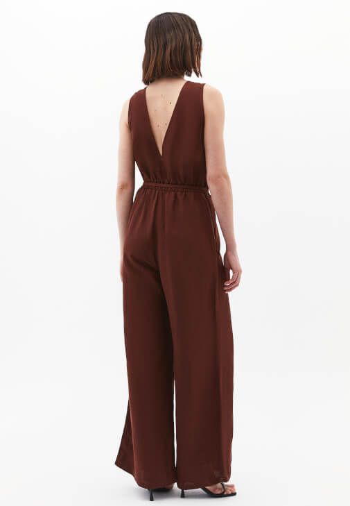 Keten Tulum ve Topuklu Terlik Kombini