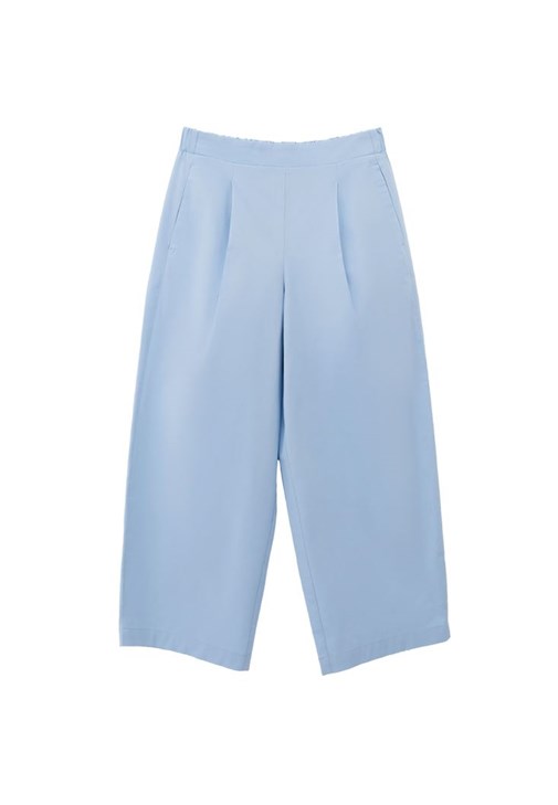 Baggy-Fit Pantolon ve Poplin Gömlek Kombini