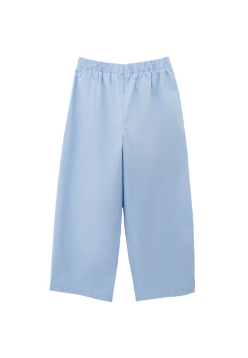 Baggy-Fit Pantolon ve Poplin Gömlek Kombini